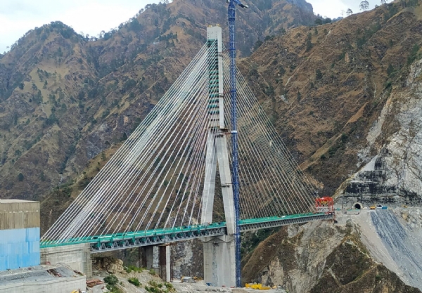 India’s First ‘Cable-Stayed’ Anji Khad Railway Bridge Nearing Completion