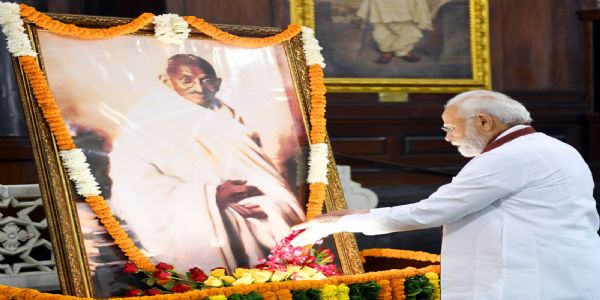 Gandhi and Modi: Uniting India Across Eras