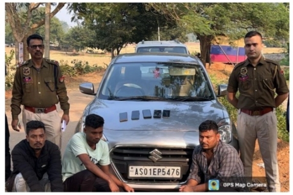 Image of the three arrested criminals involved in fake currency business.