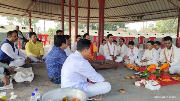 समुत्कर्ष महाशिविर हेतु सरूसजाई स्टेडियम में भूमि पूजन की तस्वीर।