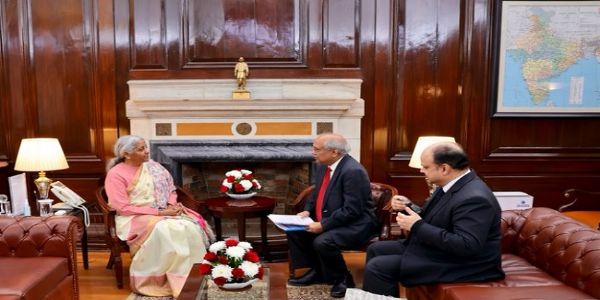 CII Director General meets Finance Minister, discusses many issues