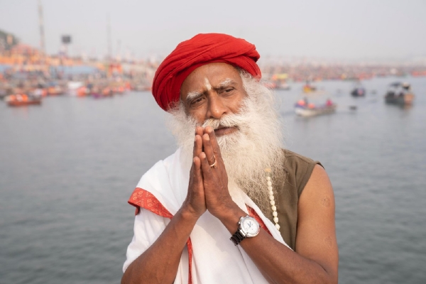 Spiritual leader Sadhguru visited the Mahakumbh in Prayagraj