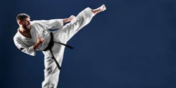 Karate players are increasing the country