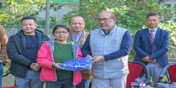 Manipur CM distributed track suits to media professionals