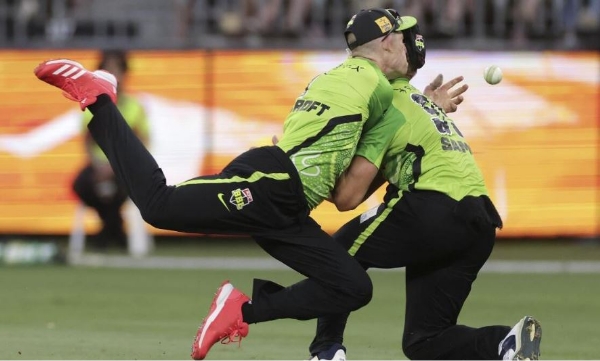 Bancroft injured during Big Bash League, nose and shoulder injury