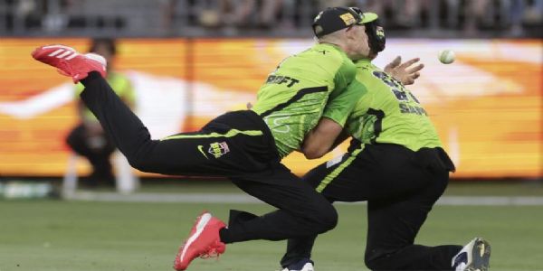 Bancroft injured during Big Bash League, nose and shoulder injury