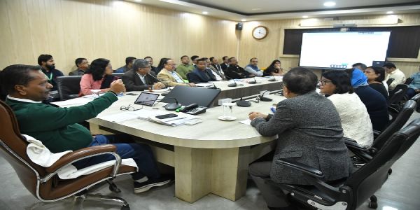 Health Minister Singhal reviewed the organizational structure of Directorate