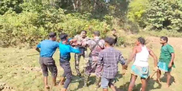 Tension at Tripura-Bangladesh Border: Smugglers and villagers attempt to snatch BSF weapons