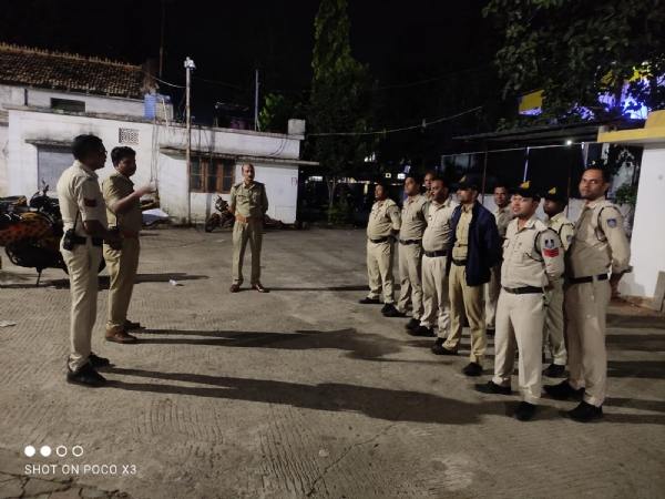 Seoni: 45 warrants arrested in combing patrol, 44 criminals checked