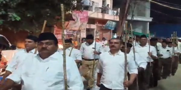 RSS Path Sanchalan held, exlimpfying Sangh’s role in social life and its farsighted initiatives