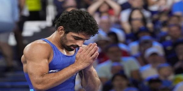 Olympic Medalist Aman Sehrawat Appeals One-Year Ban, Admits First Mistake