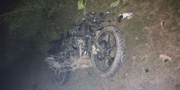 Quadrupling on bike turns fatal, 2 killed, 2 others injured in UP, accused driver absconding