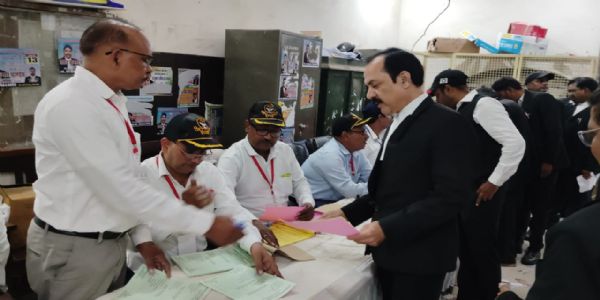 Polls for 25-member executive committee of Board of Revenue Bar Association UP held