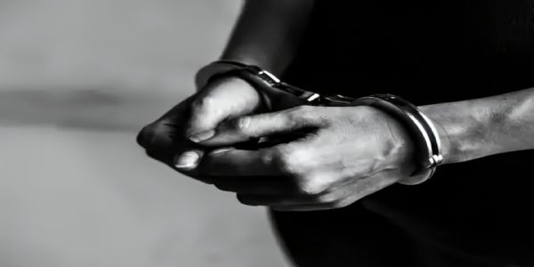 Four Bangladesh Nationals, One Indian Held for Illegal Entry in Murshidabad