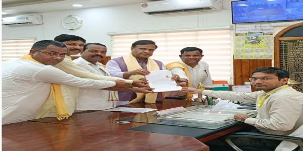 Assam CM Extends Birthday Greetings to MP Kripanath Mallah