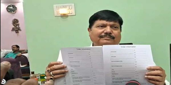 Pakistani citizen’s name on Naihati voter list sparks political storm