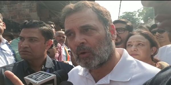 RaGa meets lynched-Dalit man’s family, claims threat perception, dissuading them from meeting him