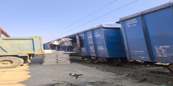 Historic First: Industrial Salt Freight Train from Gujarat Reaches Kashmir, Boosting Regional Trade