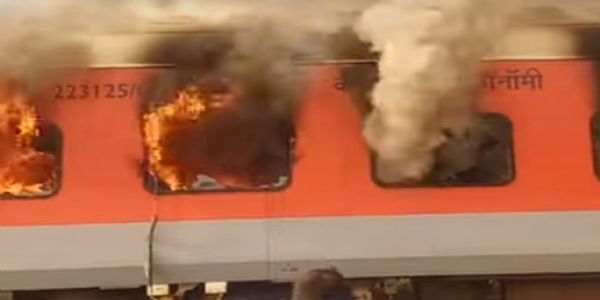Fire Engulfs Garib Rath Coach in Punjab; Passengers Escape Unhurt