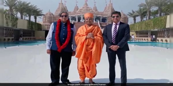 Shashi Tharoor Praises Abu Dhabi BAPS Mandir as a Remarkable Structure of Unity