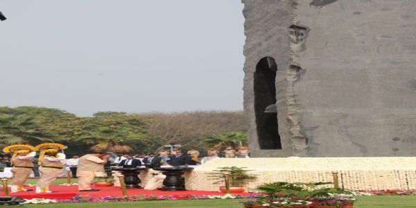 CM Pays Tribute to Police Forces on Police Commemoration Day