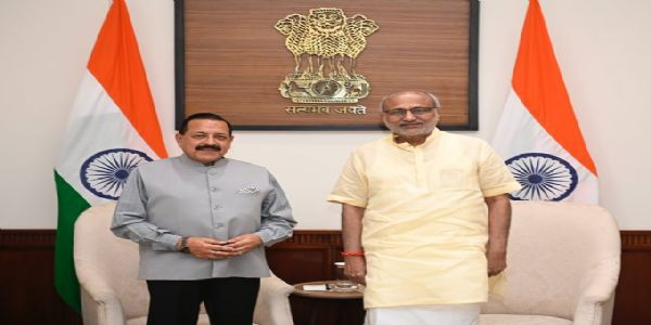 Dr. Jitendra Singh Briefs VP Radhakrishnan on Frontier Tech, Vice-President Hails Innovation
