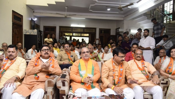 UP BJP chief listens to Mann Ki Baat with workers UP BJP chief listens to Mann Ki Baat with workers