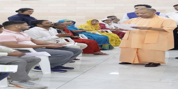 UP CM continues to ensure quick justice to complainants via Janata Darshan
