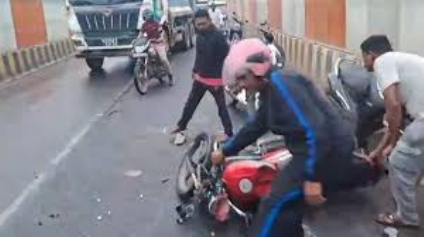 Hit & Run redux in Prayagraj: 1 killed, 6 others injured Hit & Run redux in Prayagraj: 1 killed, 6 others injured