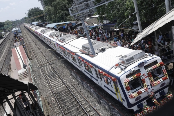 Ac local train