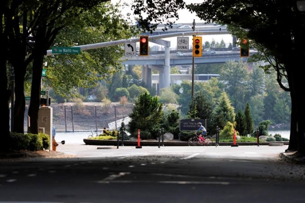 Defying Court Order, Trump Sends 200 National Guard Troops to Portland Amid Legal FirestormW
