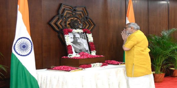 Vice-President C. P. Radhakrishnan Pays Tribute to Bharat Ratna Lok Nayak Jaiprakash Narayan on His Death Anniversary