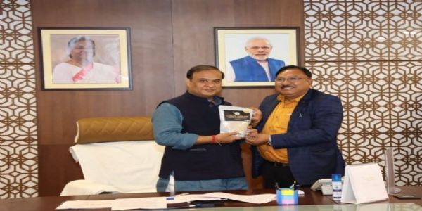 CM Sarma extends birthday greetings to Minister Jogen Mohan