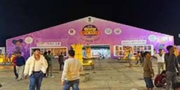 Mobile phones waste time; books best companion; when people read, country advances: Yogi