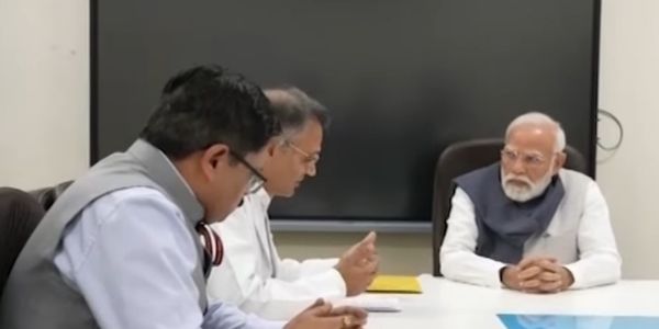 PM Modi Vows Justice for Delhi Blast Victims Amid High-Level Security Meeting