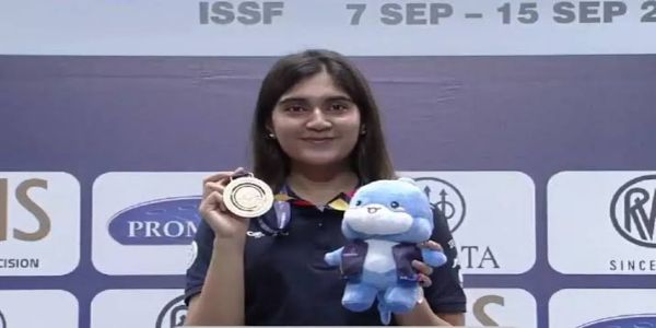 Esha Singh Clinches Maiden World Championship Bronze in Dramatic Pistol Final