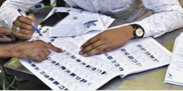 Voter helpdesks set up across Chennai for special intensive revision of electoral rolls