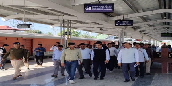NFR General Manager Inspects Redeveloped Kamakhyaguri Station; Reviews Passenger Amenities and Safety Measures