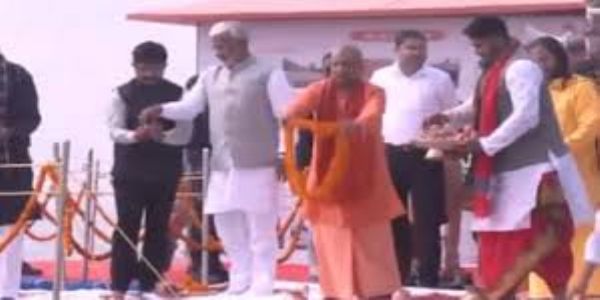 CM Yogi worships Ganga for no-holds-barred success of upcoming Magh Mela at Triveni-Sangam