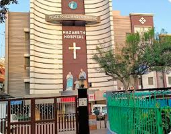 Nazareth Hospital, Prayagraj, doctor on duty physically assaulted