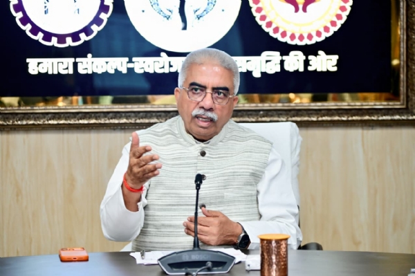 Rakesh Sachan, reviewed departmental schemes and programs on Monday Rakesh Sachan, reviewed departmental schemes and programs on Monday