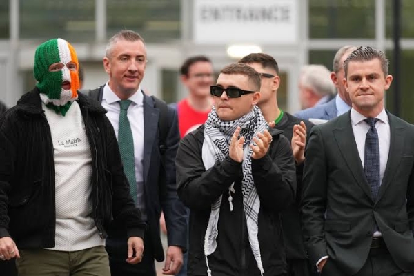 Liam Óg Ó hAnnaidh, aka Mo Chara(Center).File Liam Óg Ó hAnnaidh, aka Mo Chara(Center).File