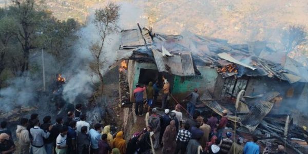 Residential house gutted in poonch