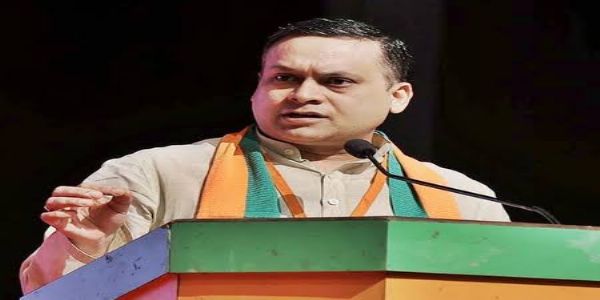 SIR Row Escalates in Bengal: Amit Malviya Accuses Mamata of Protecting ‘Illegal Voters’