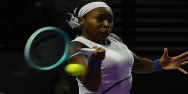 Gauff Powers Past Paolini to Keep WTA Finals Hopes Alive