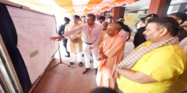 UP CM seeks no-holds-barred arrangements during PM’s visit to Kashi