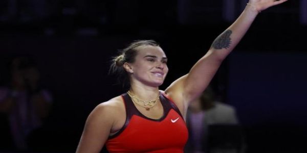 Sabalenka Dethrones Gauff to Storm into WTA Finals Semis, Pulls Pegula Through
