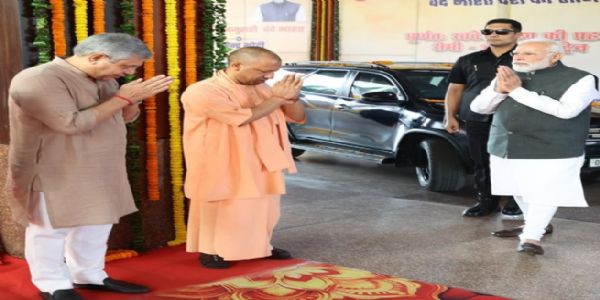 PM Modi Expands Vande Bharat Network, Inaugurates Four New Express Routes