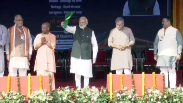 PM Modi Flags Off Four New Express Trains from Varanasi PM Modi Flags Off Four New Express Trains from Varanasi