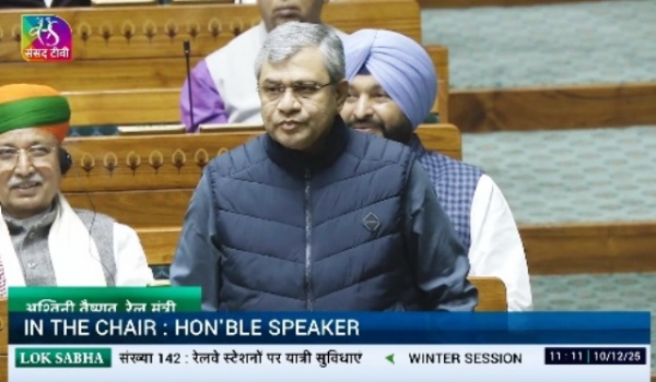 99 ROBs and Underpasses Pending in West Bengal Due to Lack of State Cooperation: Railway Minister 99 ROBs and Underpasses Pending in West Bengal Due to Lack of State Cooperation: Railway Minister